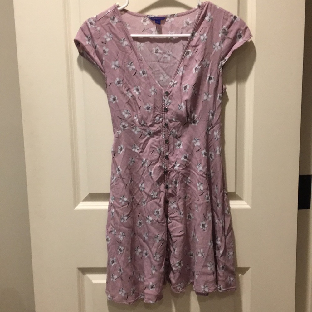 Aeropostale 100% rayon soft pink floral v neck button Down dress tie back size S